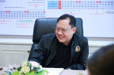 รองผู้ว่าราชการจังหวัดฯ เป็นประธานการประชุม คณะกรรมการการเลื ... พารามิเตอร์รูปภาพ 1