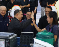 สุราษฎร์ธานีผนึกกำลัง พช. – มูลนิธิปอเต็กตึ้ง หนุนอาชีพ 28 ค ... พารามิเตอร์รูปภาพ 8