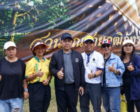 ผู้ว่าฯ สุราษฎร์ธานี ลงพื้นที่ตรวจเยี่ยมสวนทุเรียน ของสมาชิก ... พารามิเตอร์รูปภาพ 11