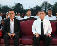 ผู้ว่าฯ สุราษฎร์ธานี เปิดกิจกรรมสวนเรืองแสง ภายใต้ชื่องาน “ด ... พารามิเตอร์รูปภาพ 2