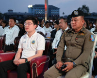 ผู้ว่าฯ สุราษฎร์ธานี เปิดกิจกรรมสวนเรืองแสง ภายใต้ชื่องาน “ด ... พารามิเตอร์รูปภาพ 24