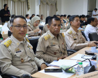 จังหวัดสุราษฎร์ธานี ประชุมหัวหน้าส่วนราชการและหน่วยงานที่เกี ... พารามิเตอร์รูปภาพ 16