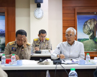 ผู้ว่าฯ สุราษฎร์ธานี เป็นประธานประชุมคณะกรรมการมูลนิธิส่งเสร ... พารามิเตอร์รูปภาพ 17