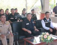 ผู้ว่าฯ สุราษฎร์ธานีเปิดศูนย์ปฏิบัติการป้องกันและลดอุบัติเหต ... พารามิเตอร์รูปภาพ 14