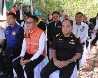 ผู้ว่าฯ สุราษฎร์ธานีเปิดศูนย์ปฏิบัติการป้องกันและลดอุบัติเหต ... พารามิเตอร์รูปภาพ 36