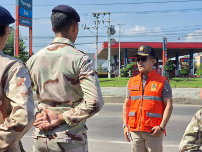 สุราษฎร์ธานีห่วงใยประชาชน รองผู้ว่าฯ ลงพื้นที่ให้กำลังใจเจ้า ... พารามิเตอร์รูปภาพ 1