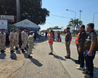 สุราษฎร์ธานีห่วงใยประชาชน รองผู้ว่าฯ ลงพื้นที่ให้กำลังใจเจ้า ... พารามิเตอร์รูปภาพ 7