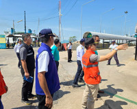 สุราษฎร์ธานีห่วงใยประชาชน รองผู้ว่าฯ ลงพื้นที่ให้กำลังใจเจ้า ... พารามิเตอร์รูปภาพ 18