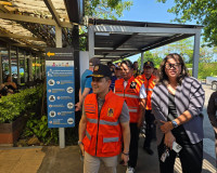 สุราษฎร์ธานีห่วงใยประชาชน รองผู้ว่าฯ ลงพื้นที่ให้กำลังใจเจ้า ... พารามิเตอร์รูปภาพ 22