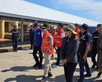 สุราษฎร์ธานีห่วงใยประชาชน รองผู้ว่าฯ ลงพื้นที่ให้กำลังใจเจ้า ... พารามิเตอร์รูปภาพ 39