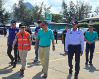 สุราษฎร์ธานีห่วงใยประชาชน รองผู้ว่าฯ ลงพื้นที่ให้กำลังใจเจ้า ... พารามิเตอร์รูปภาพ 43