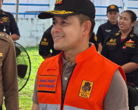 สุราษฎร์ธานีห่วงใยประชาชน รองผู้ว่าฯ ลงพื้นที่ให้กำลังใจเจ้า ... พารามิเตอร์รูปภาพ 51