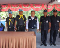 ผู้ว่าฯ สุราษฎร์ธานี ลงพื้นที่ให้กำลังใจเจ้าหน้าที่ผู้ปฏิบัต ... พารามิเตอร์รูปภาพ 1