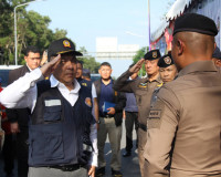 ผู้ว่าฯ สุราษฎร์ธานี ลงพื้นที่ให้กำลังใจเจ้าหน้าที่ผู้ปฏิบัต ... พารามิเตอร์รูปภาพ 13