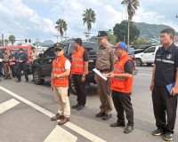 รองผู้ว่าฯ สุราษฎร์ธานี เดินสายตรวจเยี่ยมจุดตรวจ/จุดบริการปร ... พารามิเตอร์รูปภาพ 46