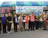 รองผู้ว่าฯ สุราษฎร์ธานี เดินสายตรวจเยี่ยมจุดตรวจ/จุดบริการปร ... พารามิเตอร์รูปภาพ 80