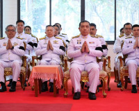 จังหวัดสุราษฎร์ธานีจัดพิธีเจริญพระพุทธมนต์ถวายพระพรชัยมงคล เ ... พารามิเตอร์รูปภาพ 9