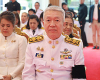 จังหวัดสุราษฎร์ธานีจัดพิธีเจริญพระพุทธมนต์ถวายพระพรชัยมงคล เ ... พารามิเตอร์รูปภาพ 12