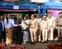 ผู้ว่าฯ สุราษฎร์ธานี เปิดเวทีสัญจรอำเภอไชยา รับฟังปัญหาผู้นำ ... พารามิเตอร์รูปภาพ 19