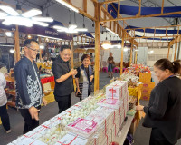 รองผู้ว่าราชการจังหวัดฯ เข้าร่วมพิธีเปิดโครงการ OTOP สร้างสุ ... พารามิเตอร์รูปภาพ 8