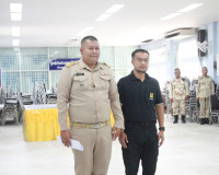 จังหวัดสุราษฎร์ธานีจัดพิธีมอบสิ่งของพระราชทาน มูลนิธิราชประช ... พารามิเตอร์รูปภาพ 30