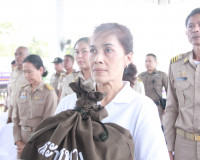 สุราษฎร์ธานีจัดพิธีมอบสิ่งของพระราชทาน มูลนิธิราชประชานุเครา ... พารามิเตอร์รูปภาพ 21