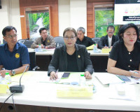 ผู้ว่าฯ สุราษฎร์ธานีประชุมหน่วยที่เกี่ยวข้องติดตามผลการดำเนิ ... พารามิเตอร์รูปภาพ 8