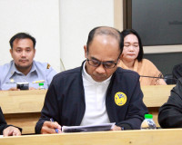 สุราษฎร์ธานีเรียกประชุมหน่วยที่เกี่ยวข้องเตรียมพร้อมรับมือสถ ... พารามิเตอร์รูปภาพ 12