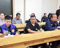 สุราษฎร์ธานีเรียกประชุมหน่วยที่เกี่ยวข้องเตรียมพร้อมรับมือสถ ... พารามิเตอร์รูปภาพ 13