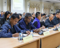สุราษฎร์ธานีประชุมคณะกรรมการรักษาความมั่นคงฯ ติดตามสถานการณ์ ... พารามิเตอร์รูปภาพ 1