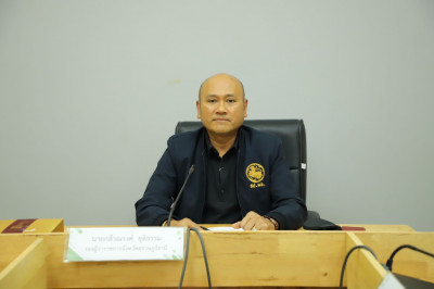 รองผู้ว่าราชการจังหวัดสุราษฎร์ธานี เป็นประธานการประชุมคณะกรร ... พารามิเตอร์รูปภาพ 1