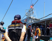 รองผู้ว่าราชการจังหวัดสุราษฎร์ธานี ลงพื้นที่ตรวจคุ้มครองแรงง ... พารามิเตอร์รูปภาพ 15