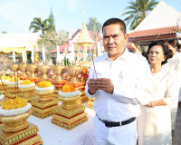 ผู้ว่าฯ สุราษฎร์ธานีนำข้าราชการและพ่อค้าประชาชนร่วมพิธีบวงสร ... พารามิเตอร์รูปภาพ 22