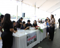 รองผู้ว่าฯ จังหวัดสุราษฎร์ธานี เปิดร้านนาวากาชาด คืนที่สอง ใ ... พารามิเตอร์รูปภาพ 5