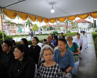 รองผู้ว่าฯ จังหวัดสุราษฎร์ธานี เปิดร้านนาวากาชาด คืนที่สอง ใ ... พารามิเตอร์รูปภาพ 12