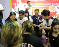 คืนที่สองคึกครื้น! ร้านนาวากาชาดสุราษฎร์ฯ แจกจริง รางวัลใหญ่ ... พารามิเตอร์รูปภาพ 26