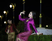 รองผู้ว่าฯ จังหวัดสุราษฎร์ธานี เปิดร้านนาวากาชาด คืนที่สาม ใ ... พารามิเตอร์รูปภาพ 16