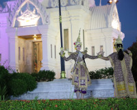 รองผู้ว่าฯ จังหวัดสุราษฎร์ธานี เปิดร้านนาวากาชาด คืนที่สาม ใ ... พารามิเตอร์รูปภาพ 24