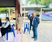 รองผู้ว่าฯ สุราษฎร์ธานี ลงพื้นที่ตรวจเยี่ยมหน่วยเลือกตั้ง ส. ... พารามิเตอร์รูปภาพ 11