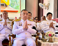 ผู้ว่าฯ สุราษฎร์ธานีนำข้าราชการและประชาชนร่วมพิธีฉลองอายุวัฒ ... พารามิเตอร์รูปภาพ 11