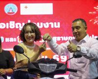 คืนที่หกคึกครื้น! ร้านนาวากาชาดสุราษฎร์ฯ แจกจริง รางวัลใหญ่แ ... พารามิเตอร์รูปภาพ 17