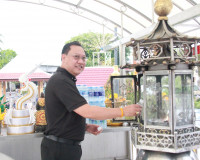 รองผู้ว่าราชการจังหวัดสุราษฎร์ธานี เป็นประธานรับชมการแสดงสมโ ... พารามิเตอร์รูปภาพ 19