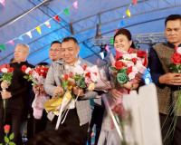 จังหวัดสุราษฎร์ธานี จัดเดินแบบผ้าไทยเพื่อการกุศล “วิจิตรพัสต ... พารามิเตอร์รูปภาพ 1