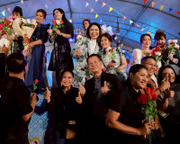 จังหวัดสุราษฎร์ธานี จัดเดินแบบผ้าไทยเพื่อการกุศล “วิจิตรพัสต ... พารามิเตอร์รูปภาพ 20