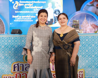 จังหวัดสุราษฎร์ธานี จัดเดินแบบผ้าไทยเพื่อการกุศล “วิจิตรพัสต ... พารามิเตอร์รูปภาพ 38