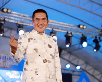 จังหวัดสุราษฎร์ธานี จัดเดินแบบผ้าไทยเพื่อการกุศล “วิจิตรพัสต ... พารามิเตอร์รูปภาพ 54