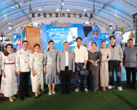 จังหวัดสุราษฎร์ธานี จัดเดินแบบผ้าไทยเพื่อการกุศล “วิจิตรพัสต ... พารามิเตอร์รูปภาพ 65