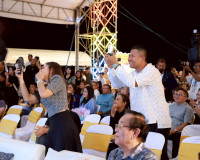 จังหวัดสุราษฎร์ธานี จัดเดินแบบผ้าไทยเพื่อการกุศล “วิจิตรพัสต ... พารามิเตอร์รูปภาพ 75