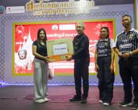 รองผู้ว่าราชการจังหวัดสุราษฎร์ธานี เป็นประธานรับชมการแสดงสมโ ... พารามิเตอร์รูปภาพ 9