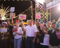 จังหวัดสุราษฎร์ธานีจัดกิจกรรมประกวดร้องเพลงไทยลูกทุ่งท้องที่ ... พารามิเตอร์รูปภาพ 3